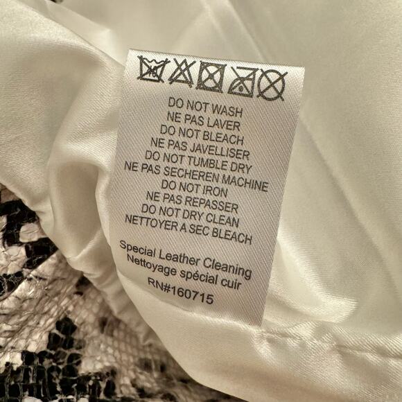 Retrofête Neutral Snake Skin Aven Leather Short Medium NWT - Picture 13 of 16